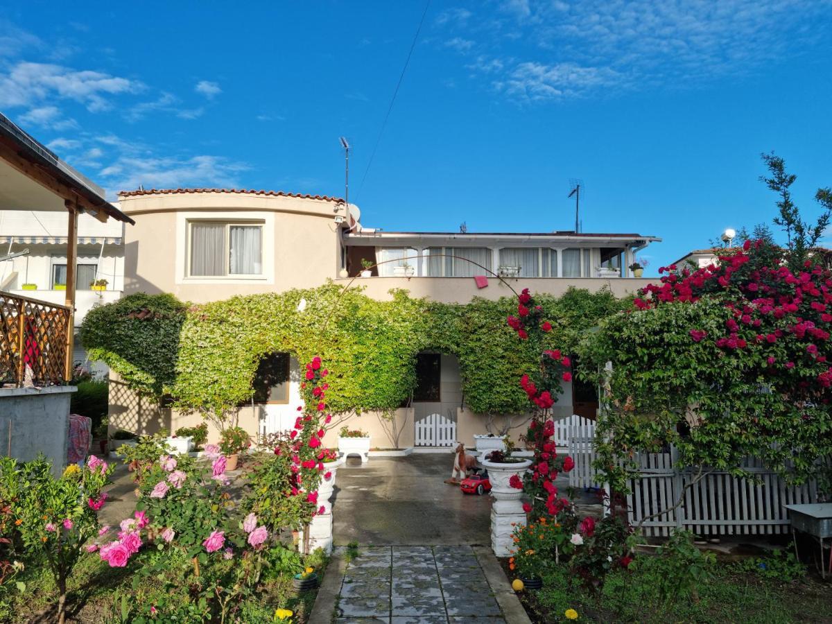 Guesthouse Novi Durrës Eksteriør bilde