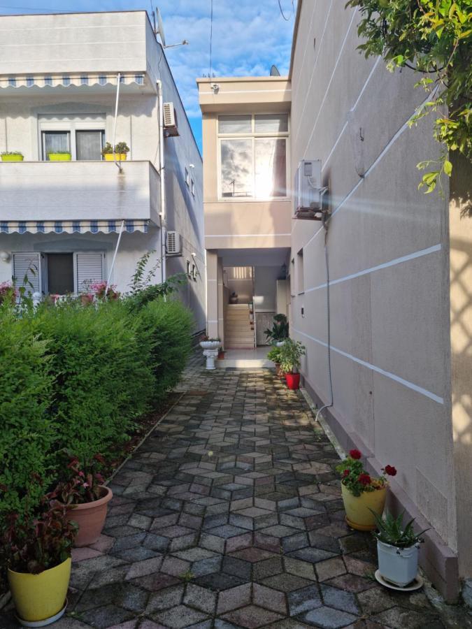 Guesthouse Novi Durrës Eksteriør bilde