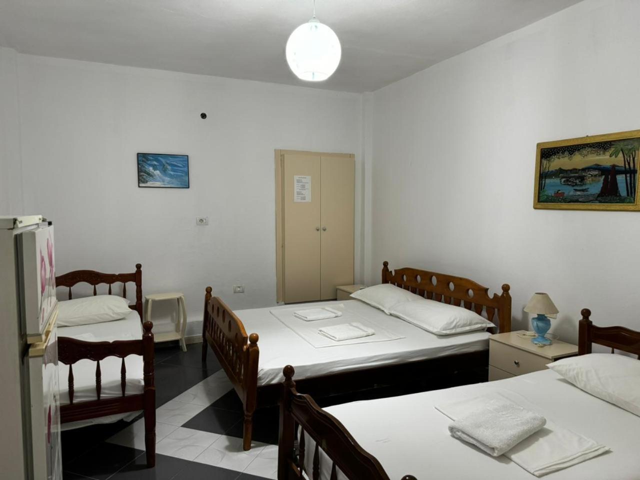 Guesthouse Novi Durrës Eksteriør bilde