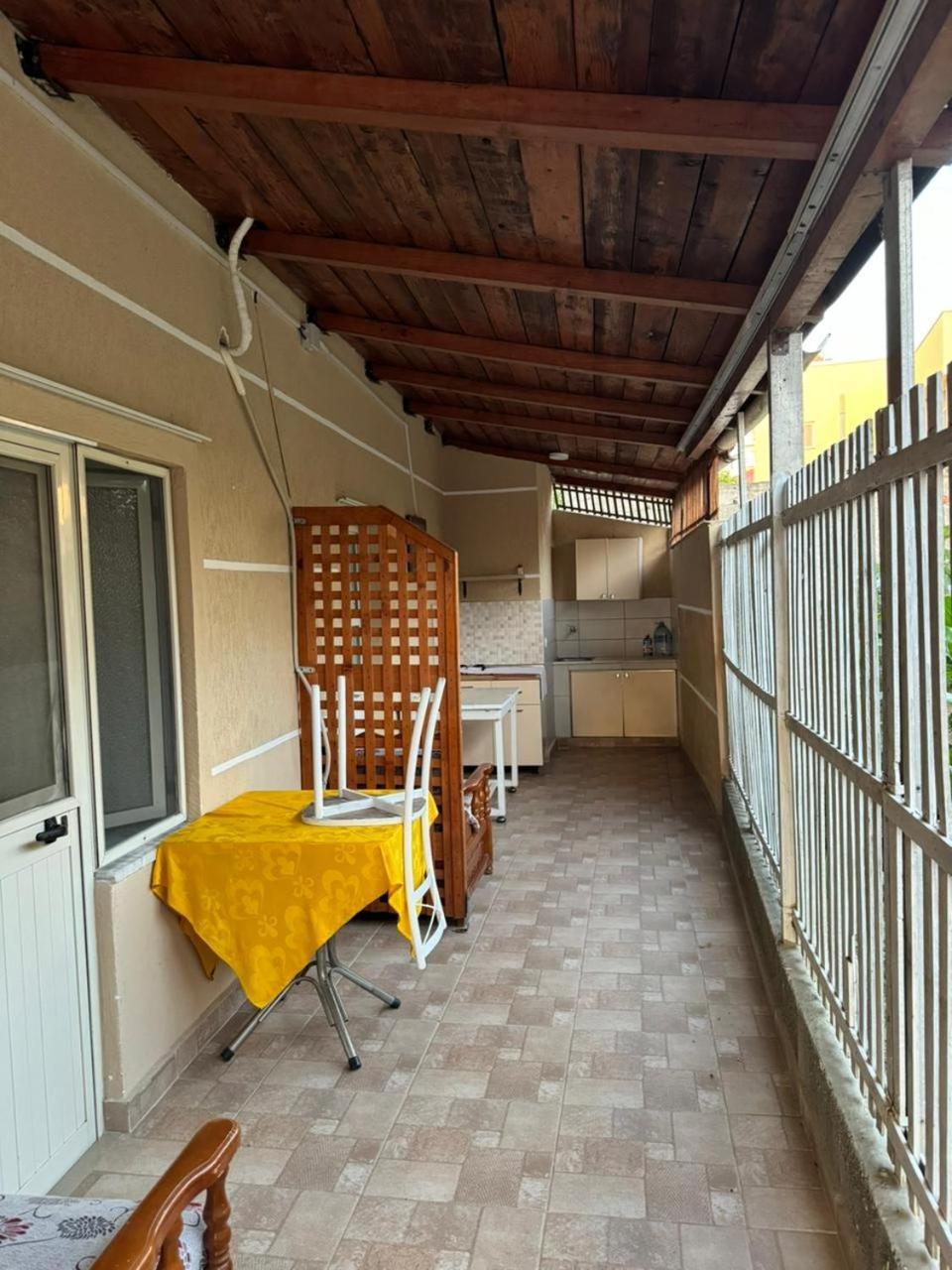 Guesthouse Novi Durrës Rom bilde