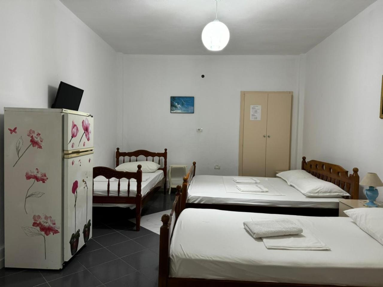 Guesthouse Novi Durrës Eksteriør bilde