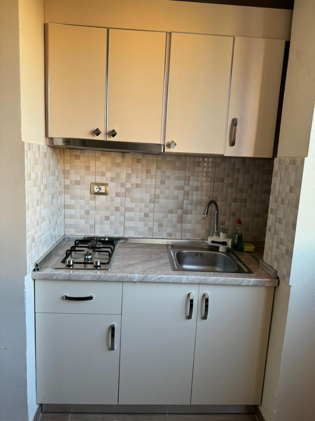 Guesthouse Novi Durrës Eksteriør bilde
