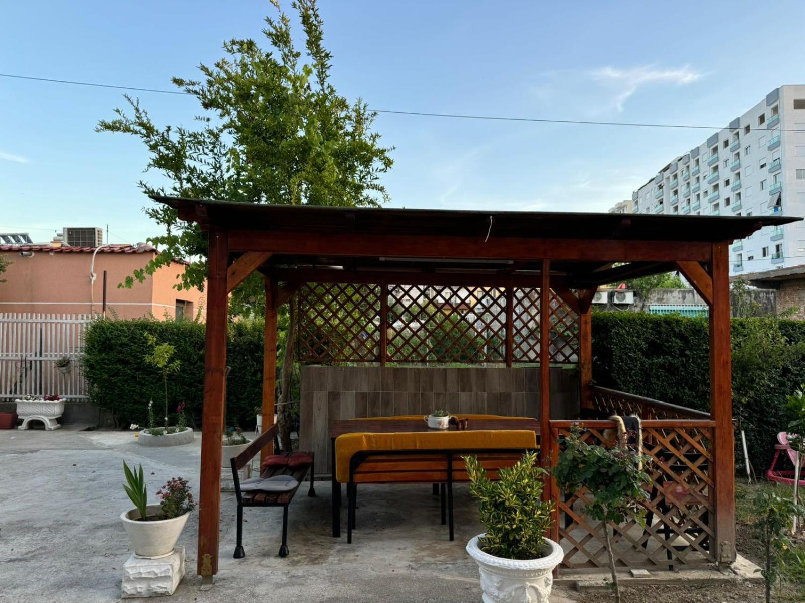 Guesthouse Novi Durrës Eksteriør bilde